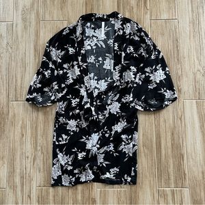 Spiritual Gangster Maya kimono in navy blue with floral print One Size